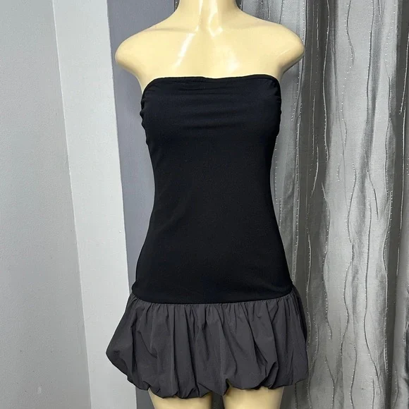 Edge Women’s Mini Dress Sz L Strapless,
Back zipper, Slight stretch - Picture 1 of 8
